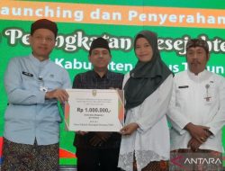 Pemkab Kudus Salurkan Tunjangan Kesejahteraan Guru Swasta Rp1 Juta