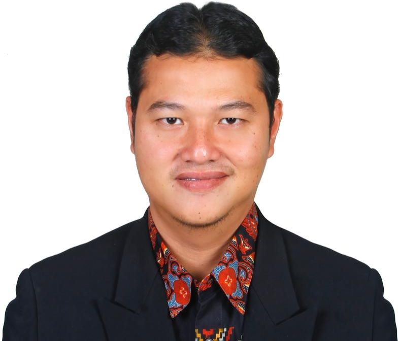 Penguatan Kompetensi Guru melalui Peningkatan Kualifikasi S-1/D-4 Upaya Mewujudkan Pendidikan Bermutu untuk Semua