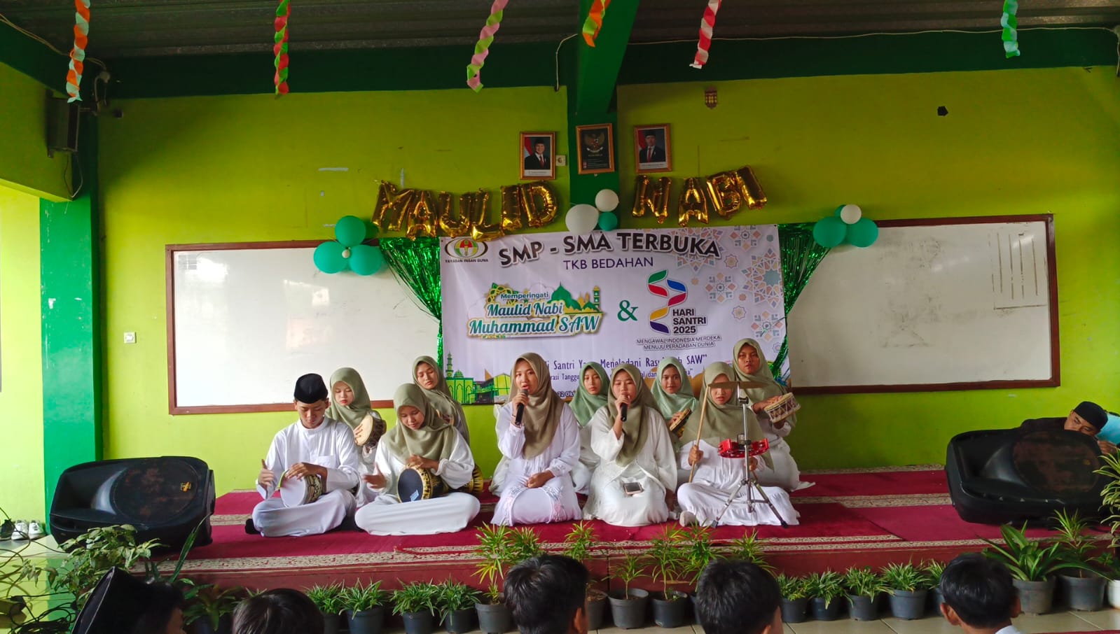 SMP dan SMA Terbuka TKB Bedahan Peringati Hari Santri dengan Upacara, Ceramah Agama, dan Pentas Seni Marawis