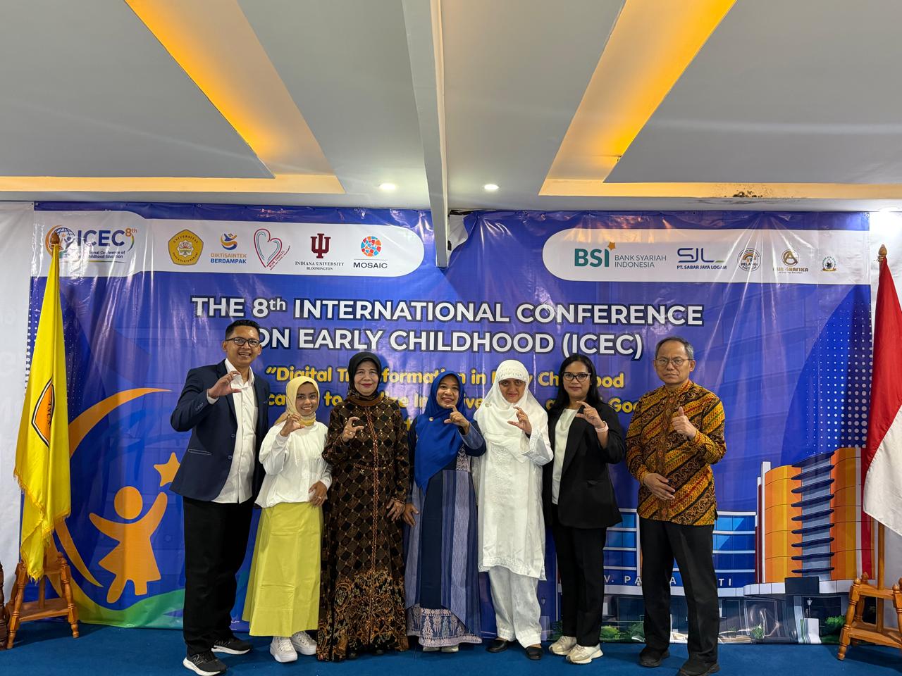 Menkomdigi Soroti Masa Depan PAUD di Era Transformasi Digital pada ICEC Ke-8 Universitas Panca Sakti Bekasi